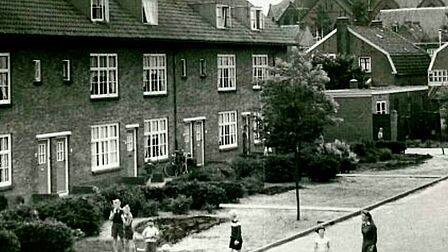 In 1949 verhuisde het gezin Pathuis van Ter Apel naar de Marsmanstraat 27 in Zeist. Zij waren de eerste bewoners van dit huis.