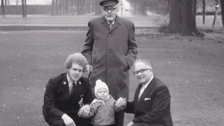 Familiefoto met vier generaties Krijt. 